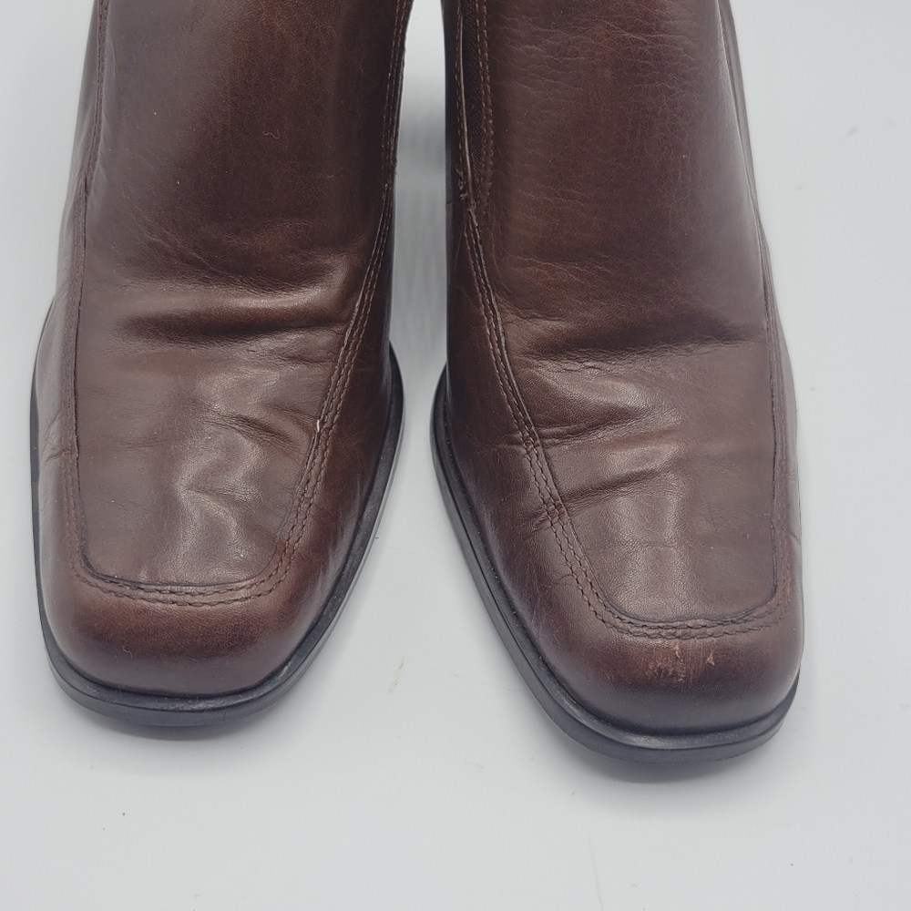 Etienne Aigner all leather upper sterling heels size 5 1/2 M - Picture 2 of 14